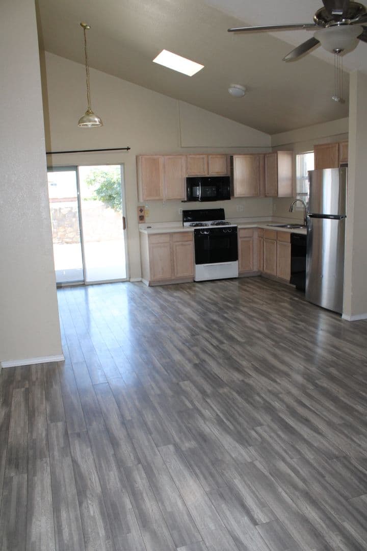 EL PASO House: 3801 ROCIO ST