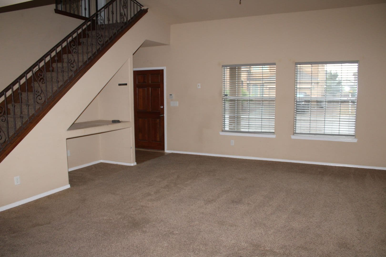 EL PASO House: 14320 ARABIAN POINT