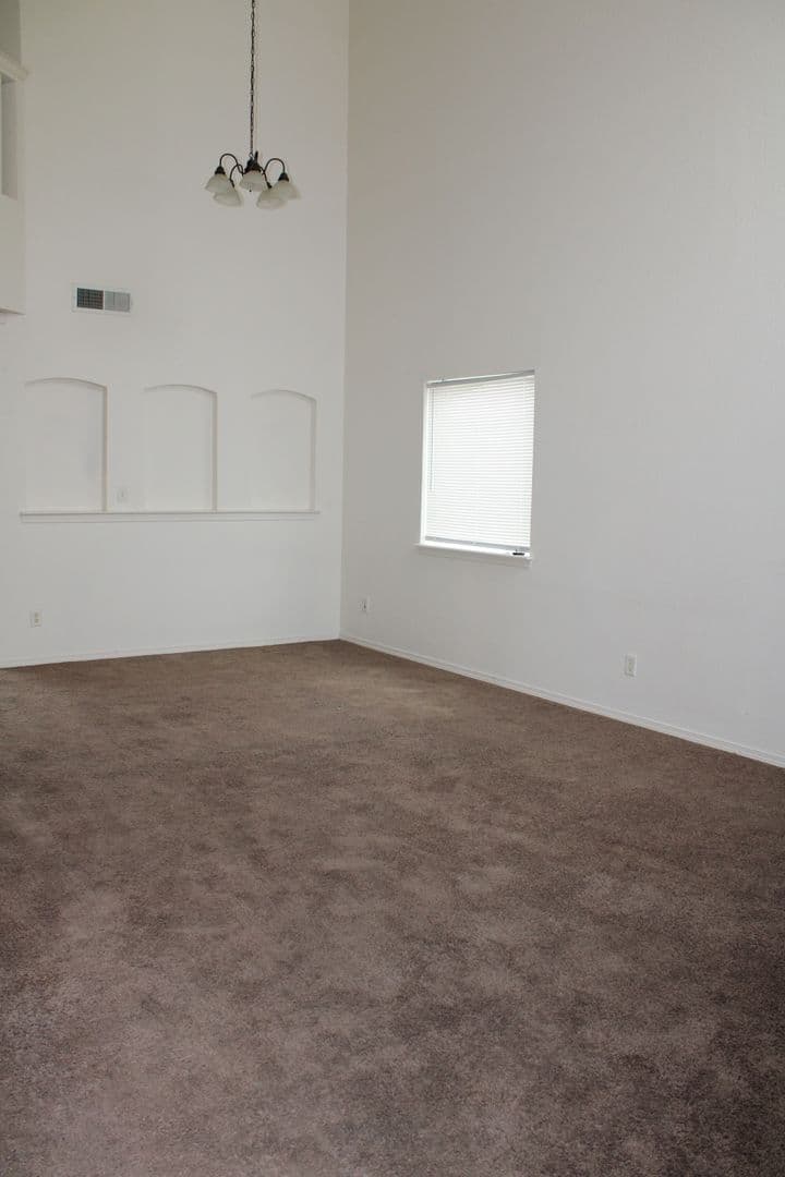 EL PASO House: 10937 CATTLE RANCH