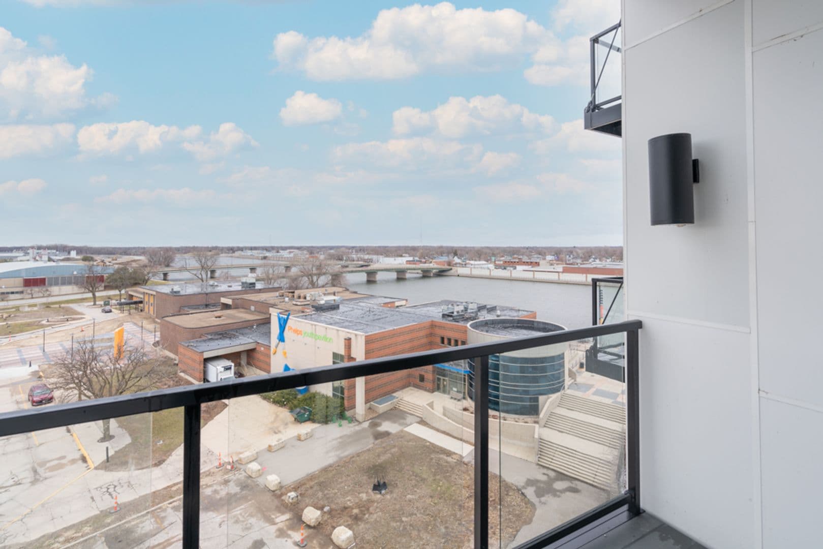 Waterloo Apartment: 335 Cedar Street