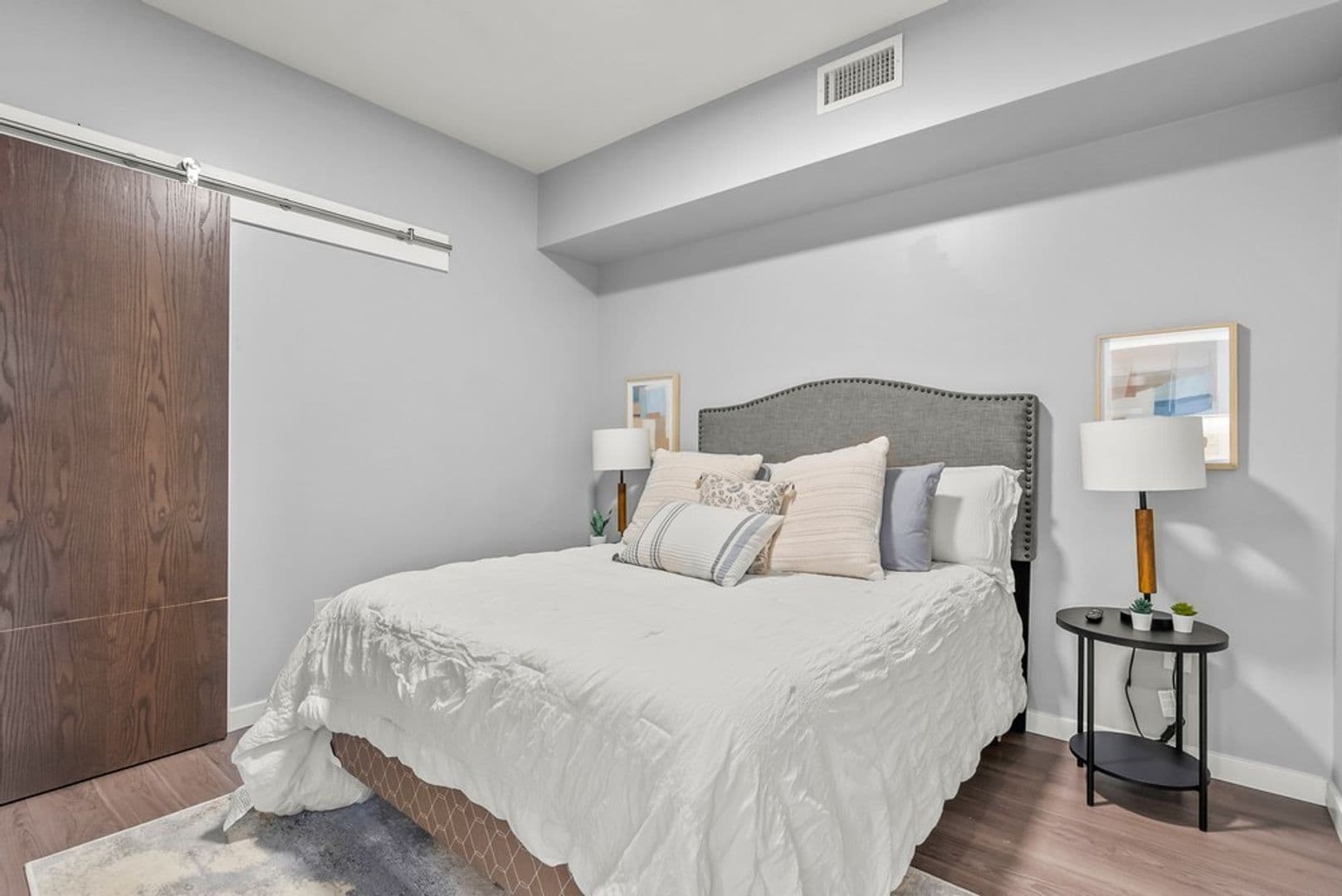 Waterloo Apartment: 335 Cedar Street