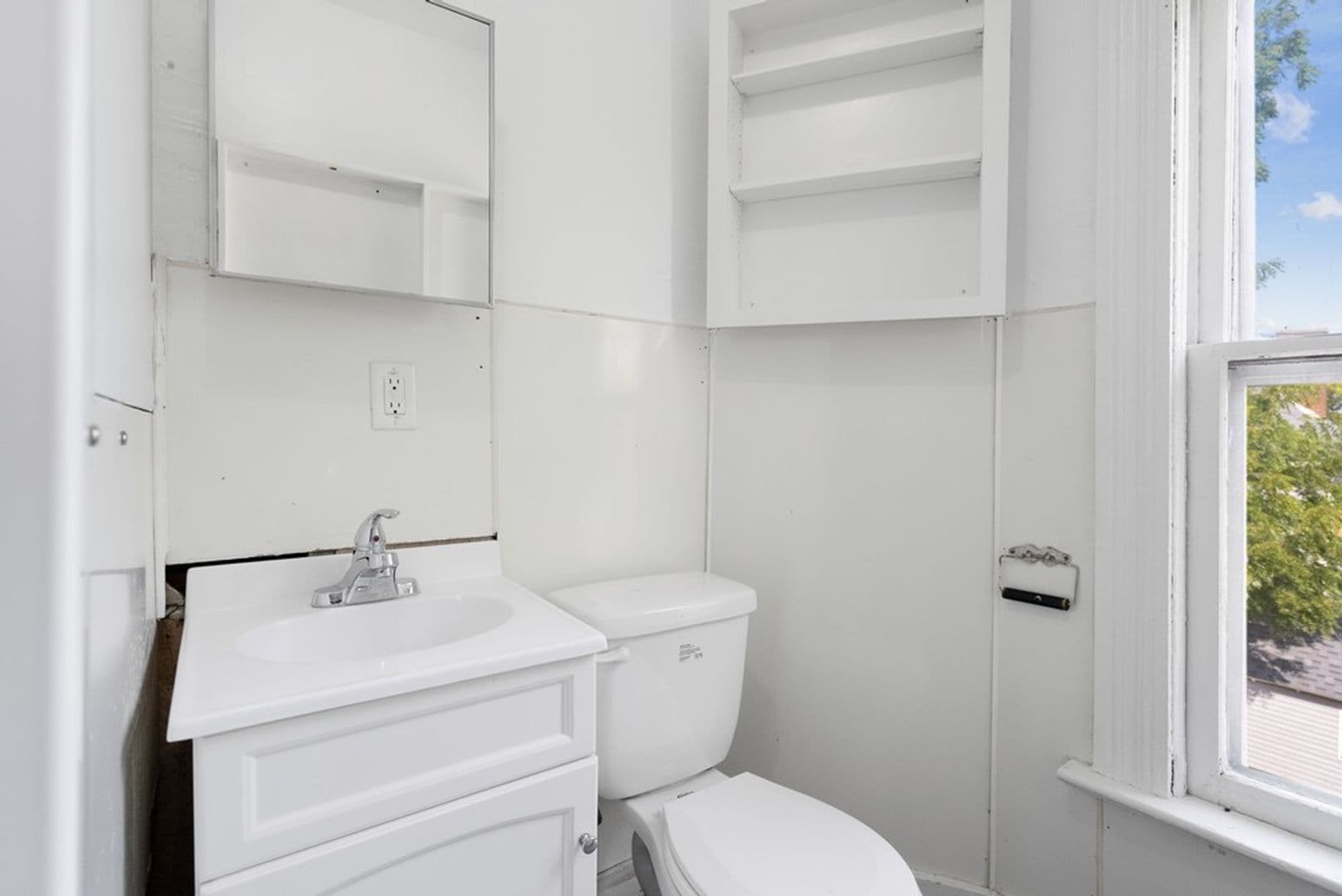 Cedar Falls Apartment: 2314 Walnut St