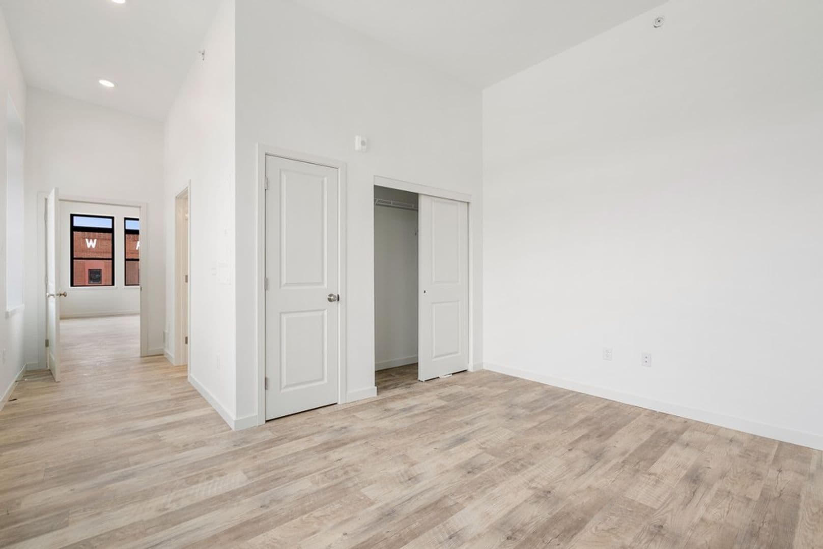 Reinbeck Apartment: 402 Main Street