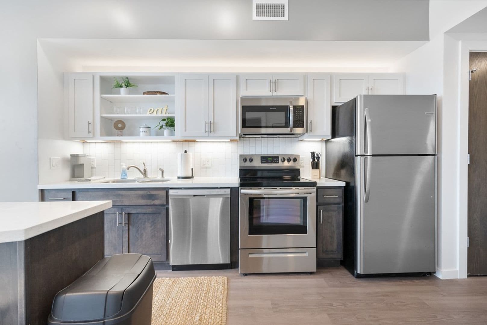 Waterloo Apartment: 335 Cedar Street