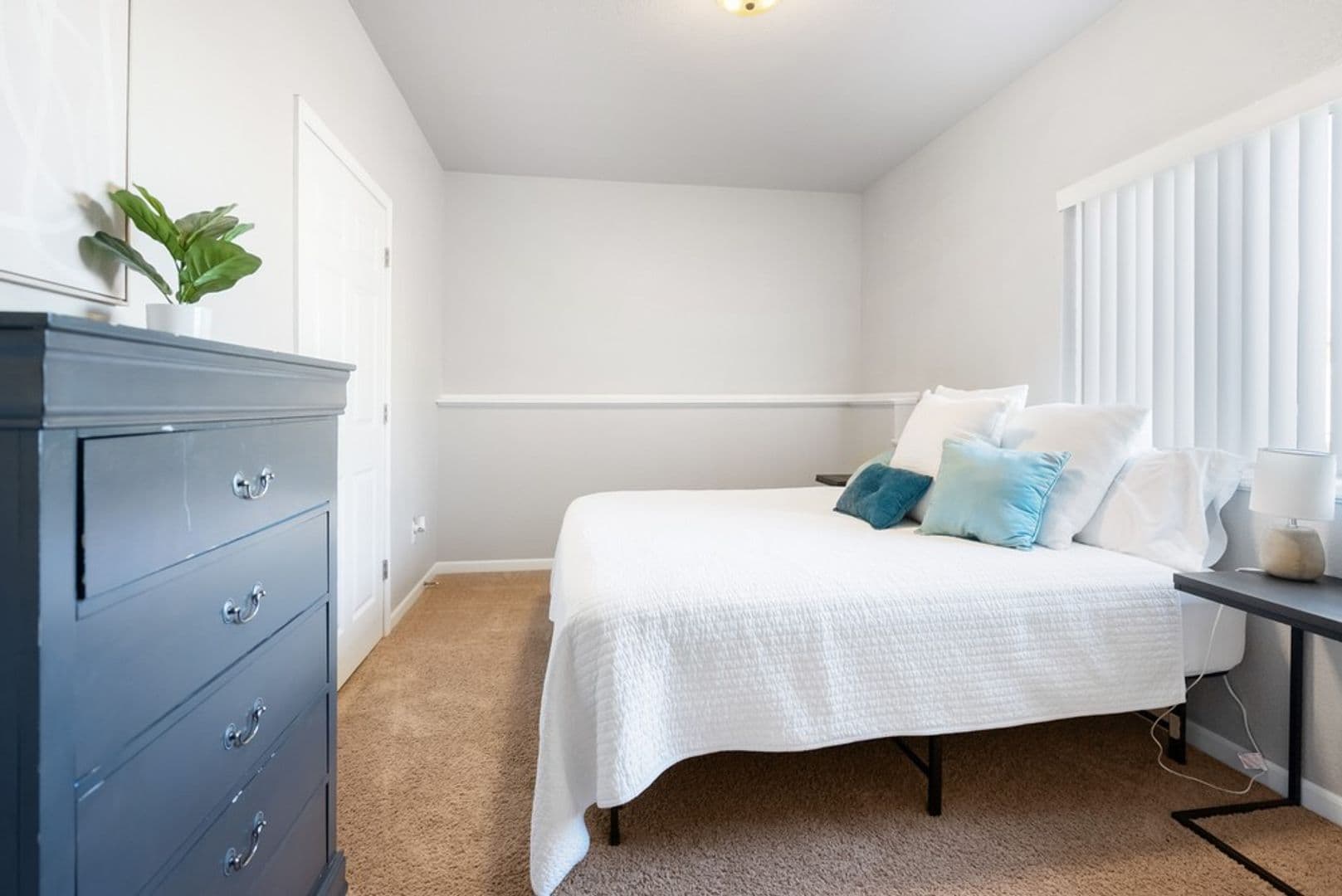 Cedar Falls Apartment: 1003 Bluegrass Cir