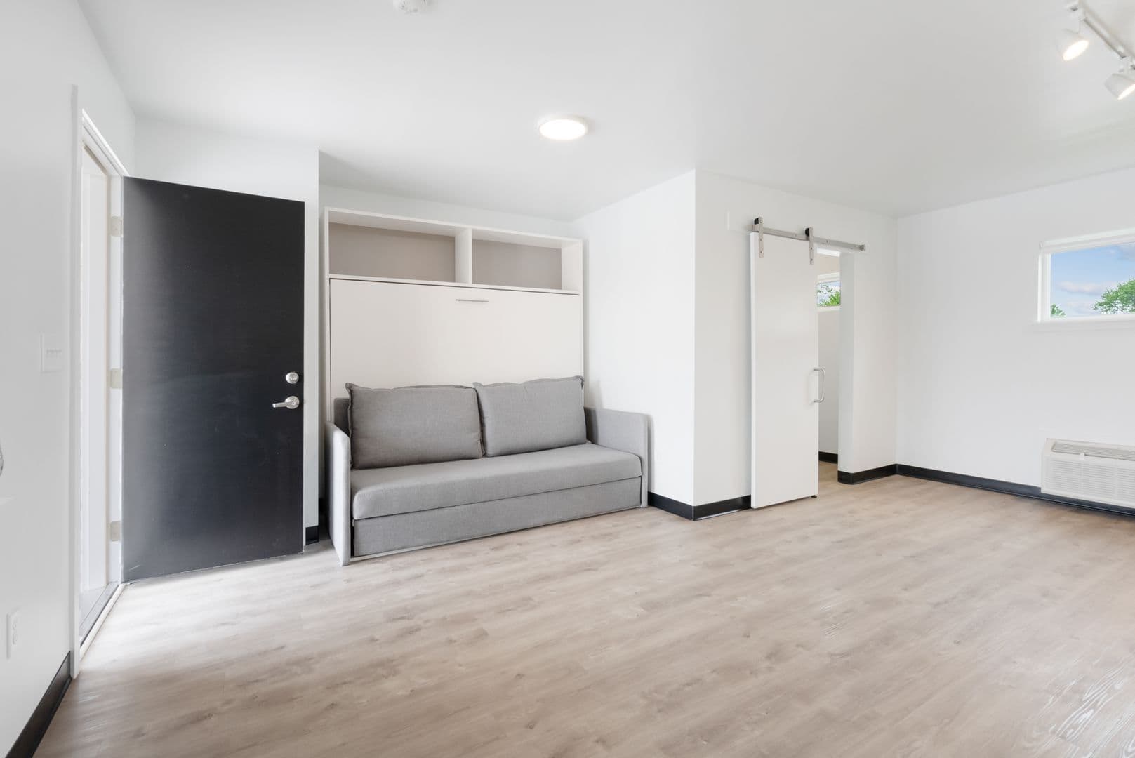 Cedar Falls Apartment: 4711 University Ave