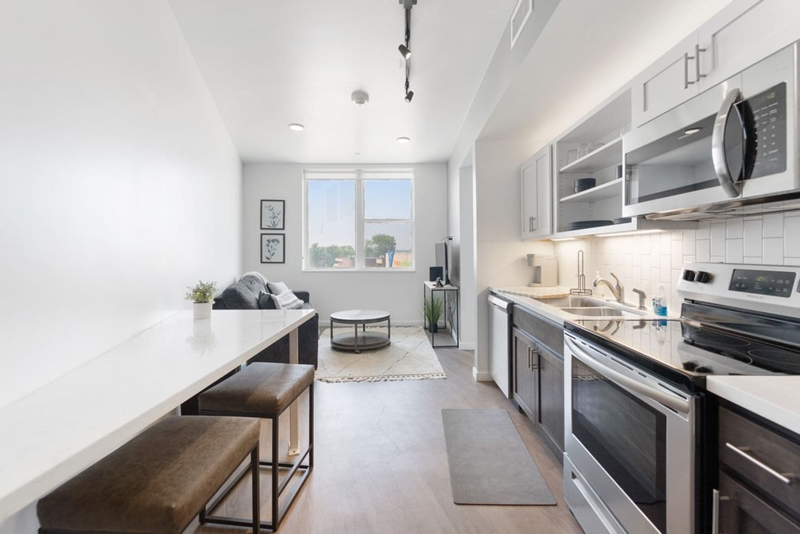Waterloo Apartment: 335 Cedar Street