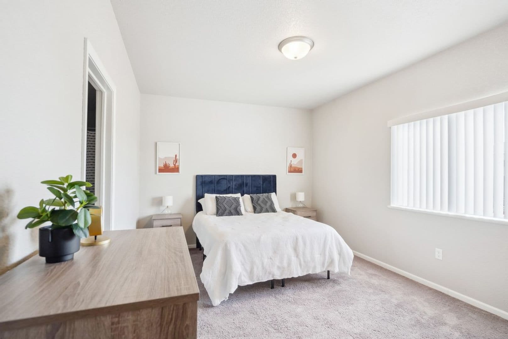 Cedar Falls Apartment: 1003 Bluegrass Cir