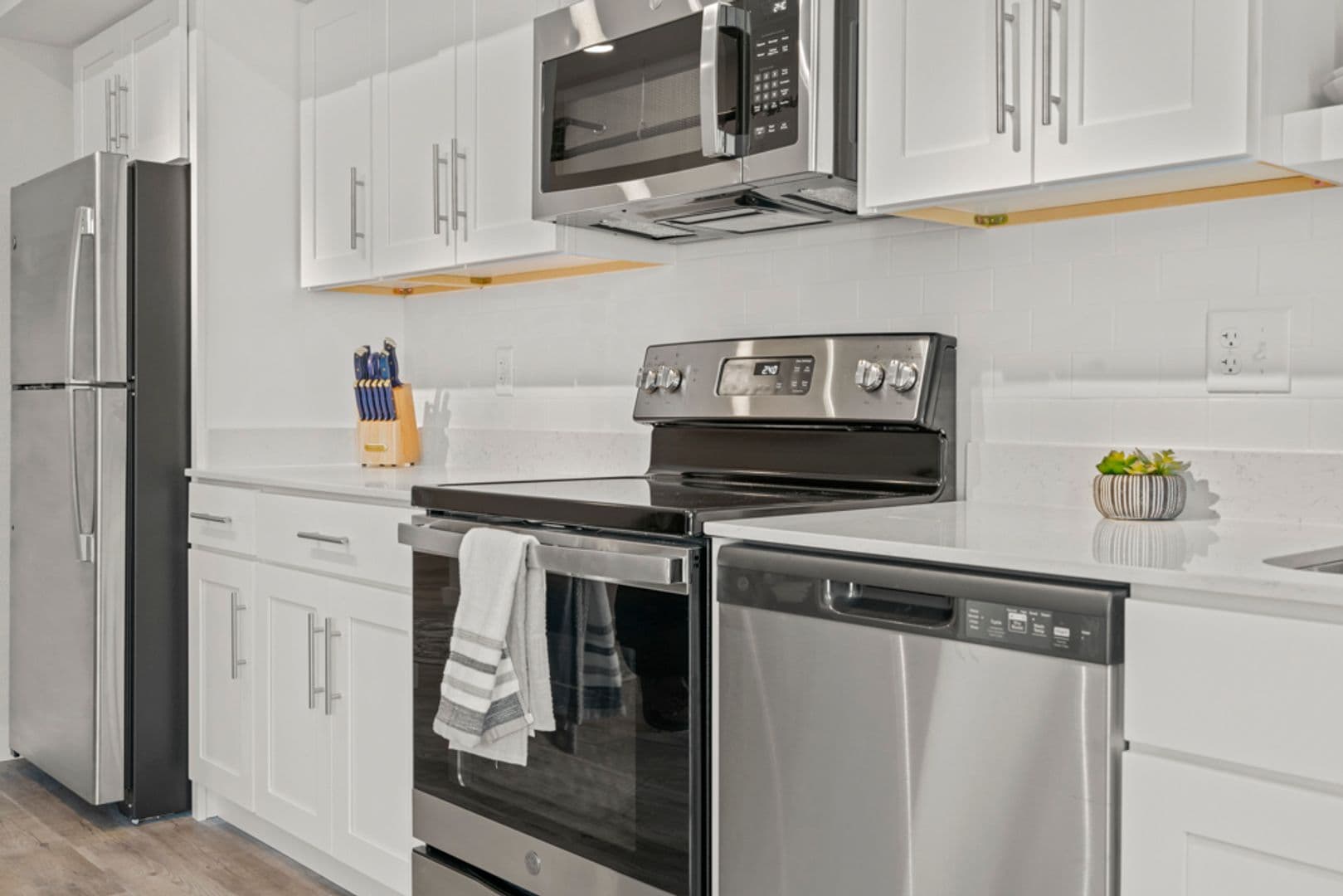 Decorah Apartment: 2342 Sweet Parkway Road