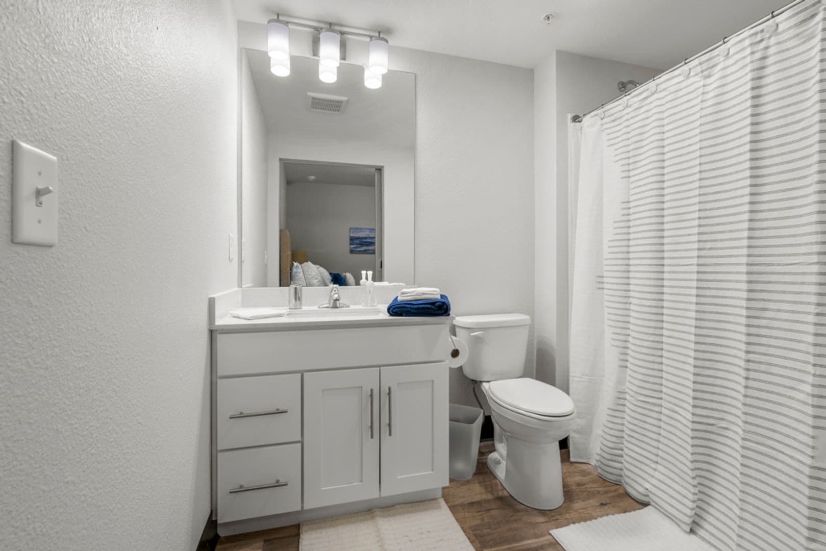 Decorah Apartment: 2342 Sweet Parkway Road