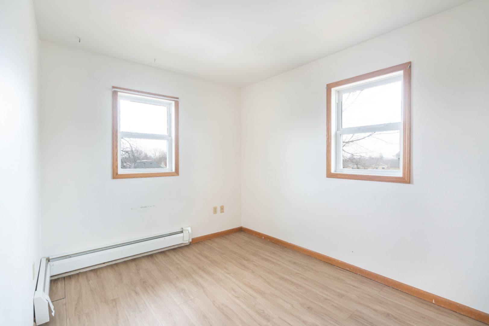 Cedar Falls Apartment: 2500 Olive St