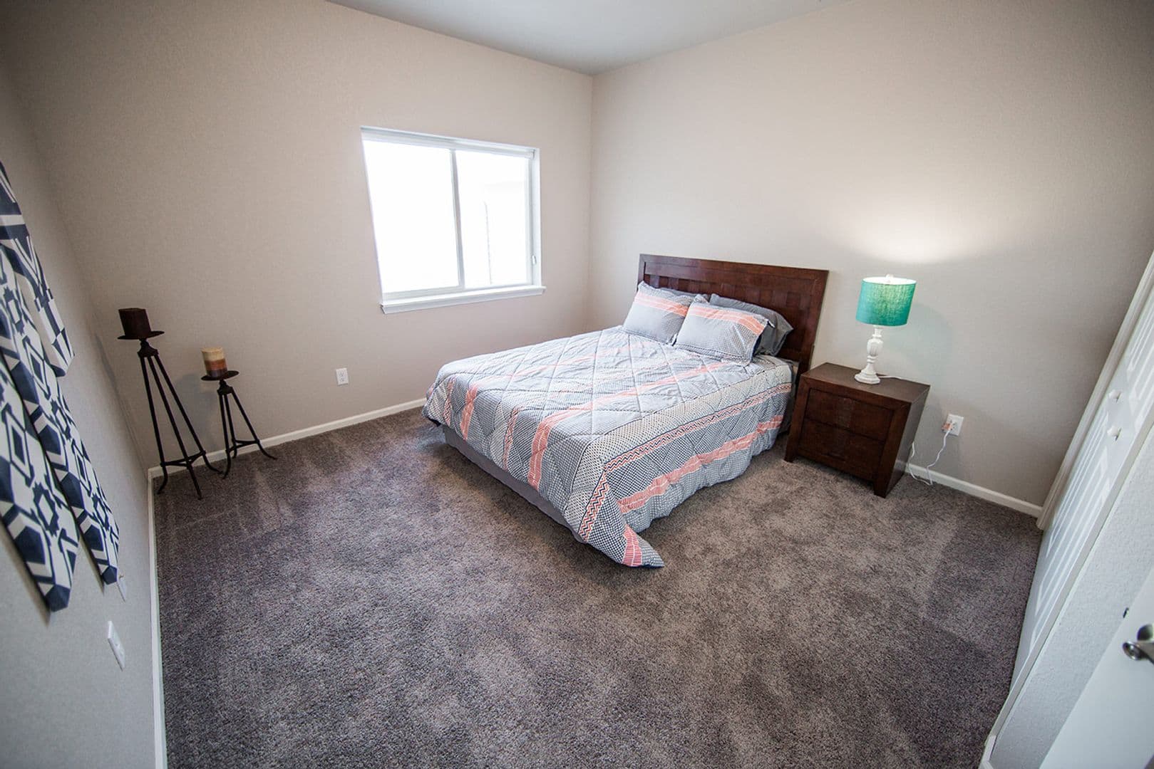 Waverly Apartment: 2113 4th Street SW