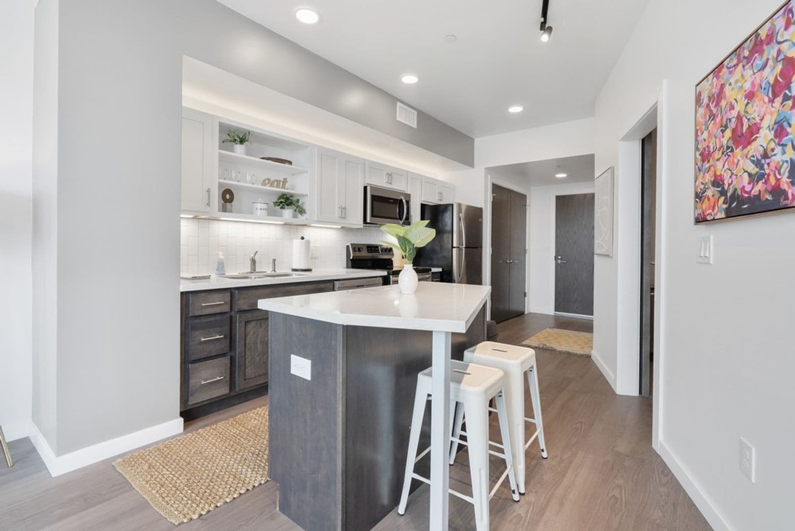 Waterloo Apartment: 335 Cedar Street