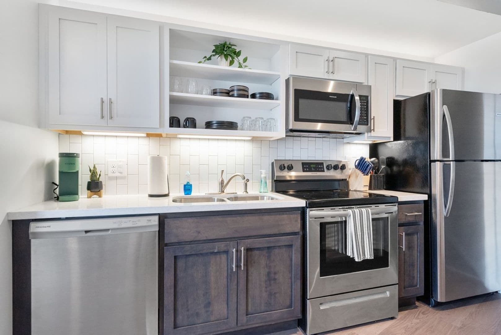 Waterloo Apartment: 335 Cedar Street