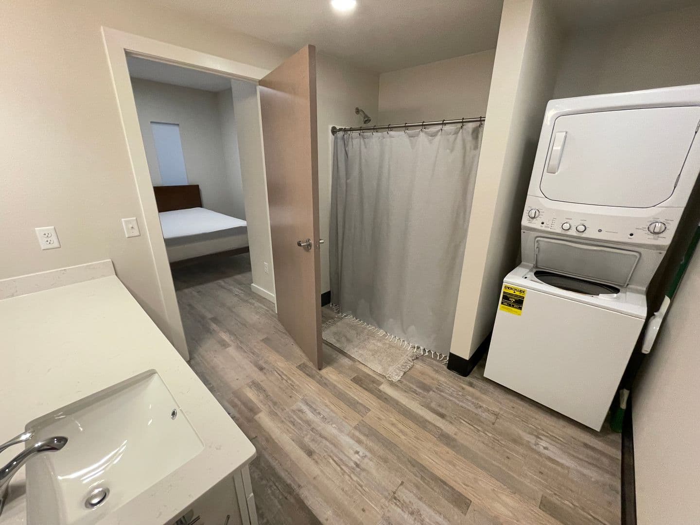 Decorah Apartment: 2336 Sweet Parkway Road
