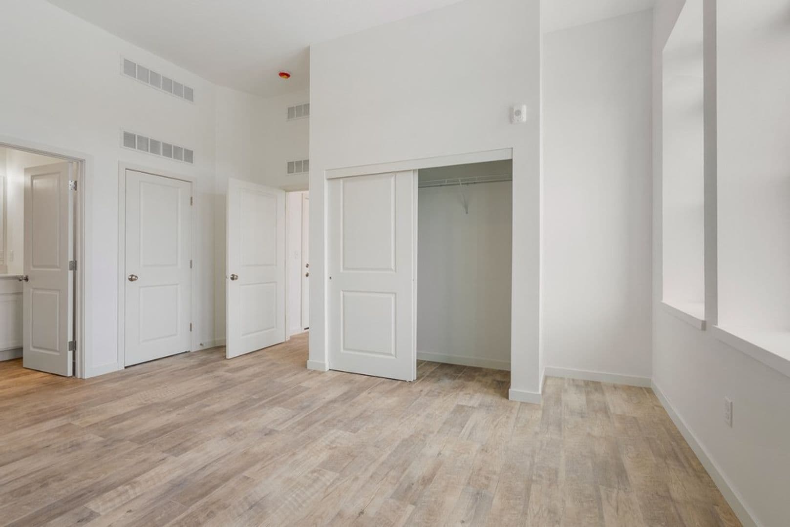 Reinbeck Apartment: 402 Main Street