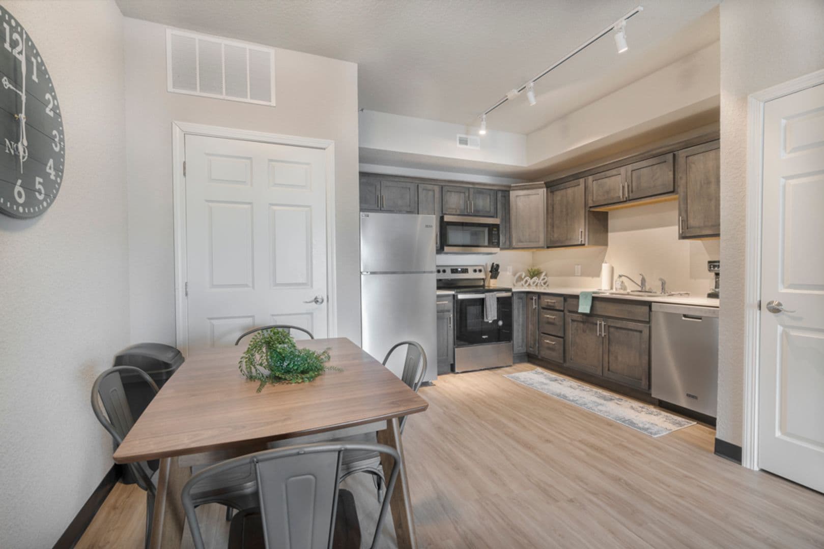Independence Apartment: 507 Enterprise Ct