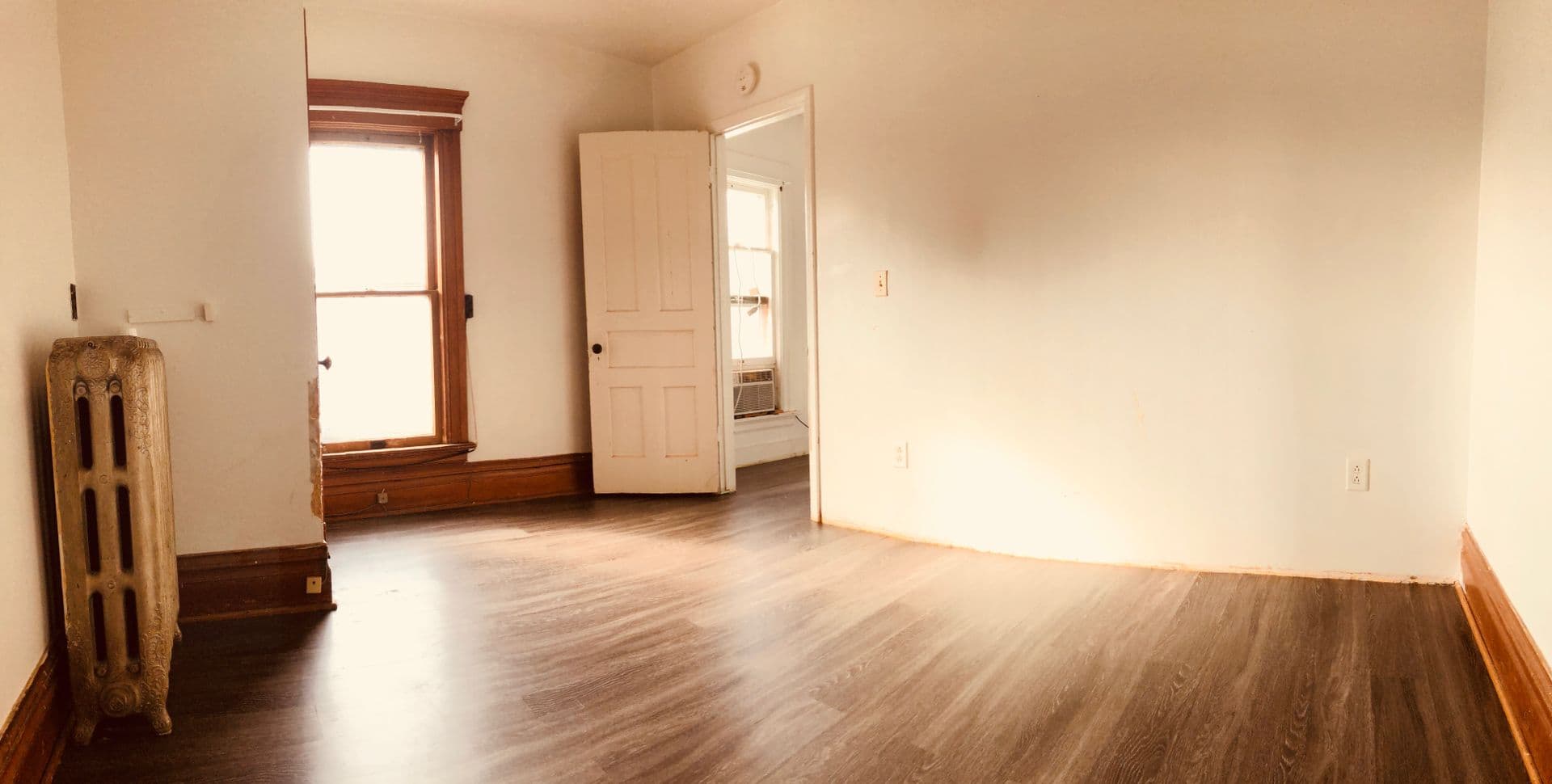 Cedar Falls Apartment: 1103 Main St