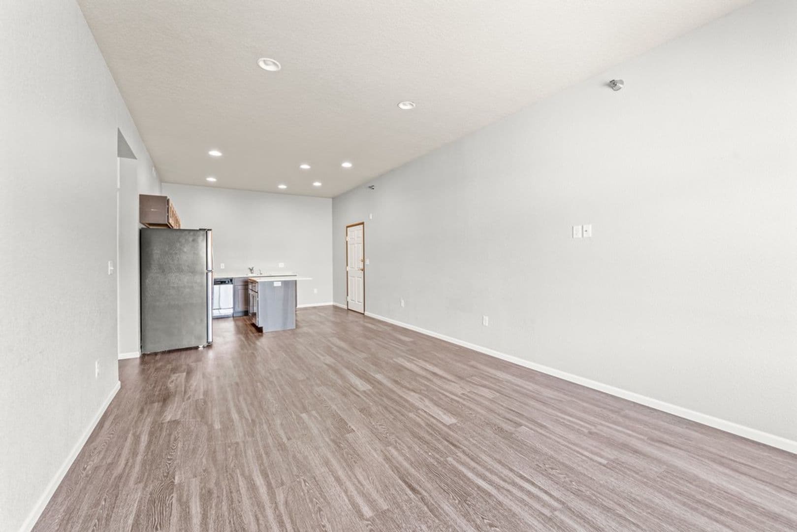Cedar Falls Apartment: 2019 Olive St