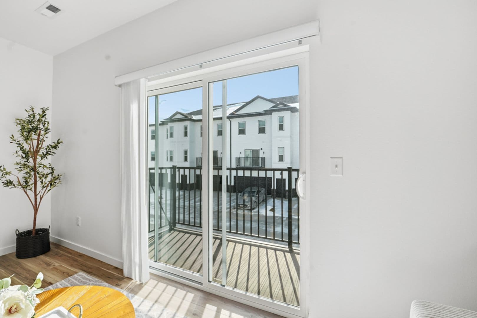 Cedar Falls Apartment: 402 Fast Ln
