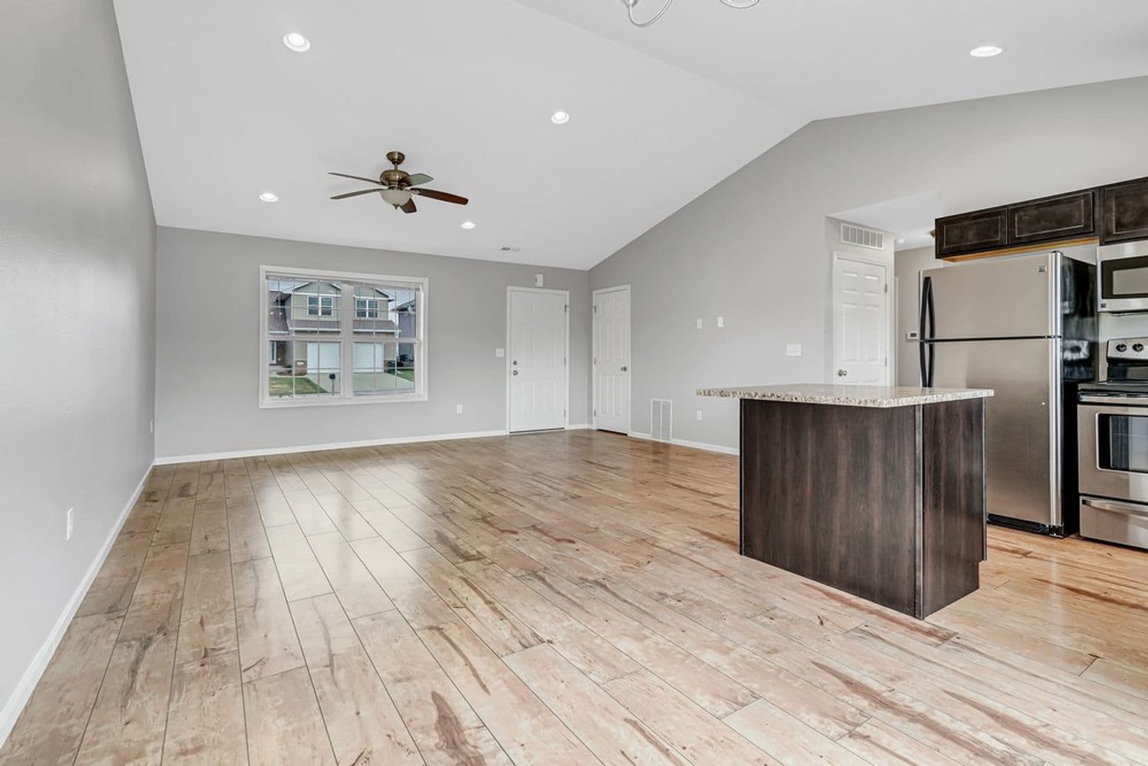 Waterloo House: 5814 Summerland Dr