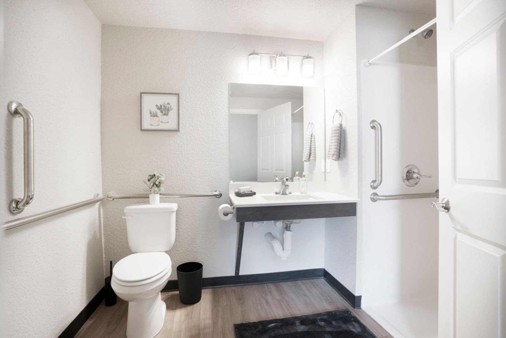 Independence Apartment: 507 Enterprise Ct