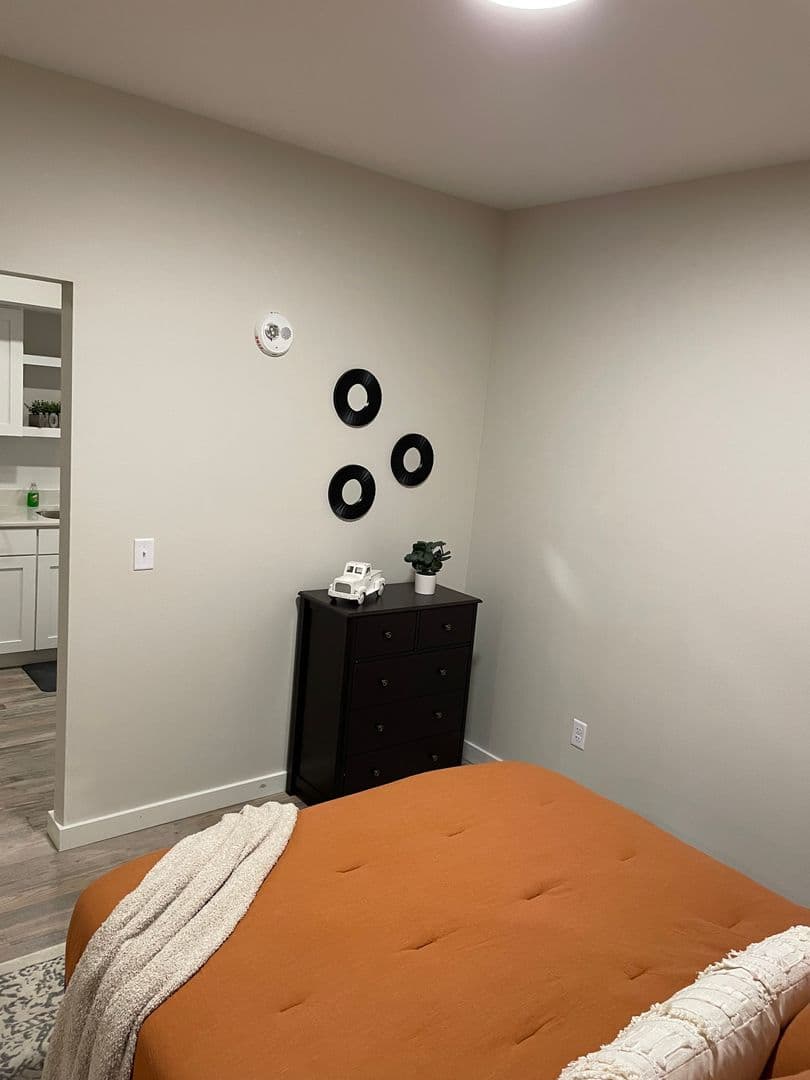 Decorah Apartment: 2336 Sweet Parkway Road