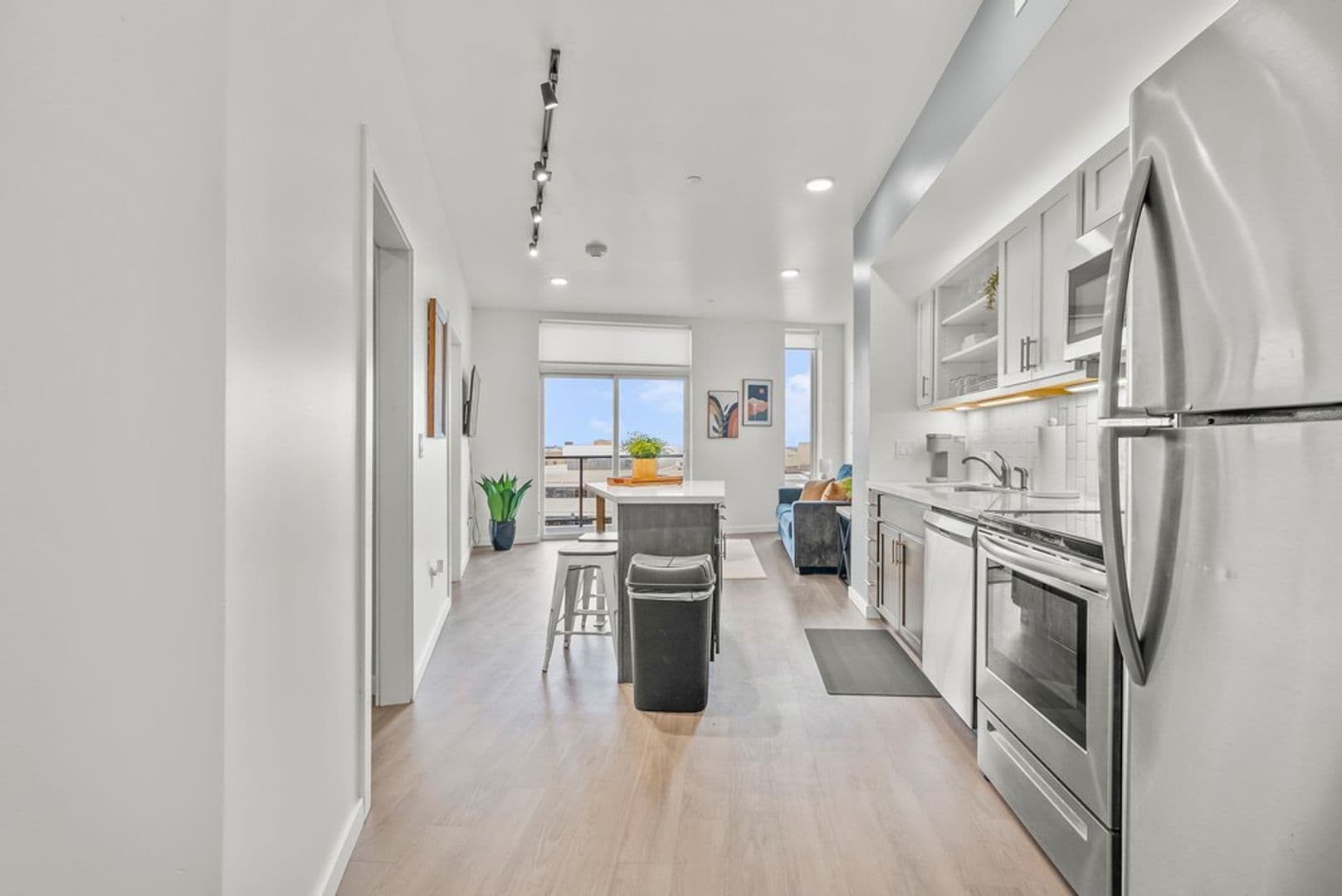 Waterloo Apartment: 335 Cedar Street