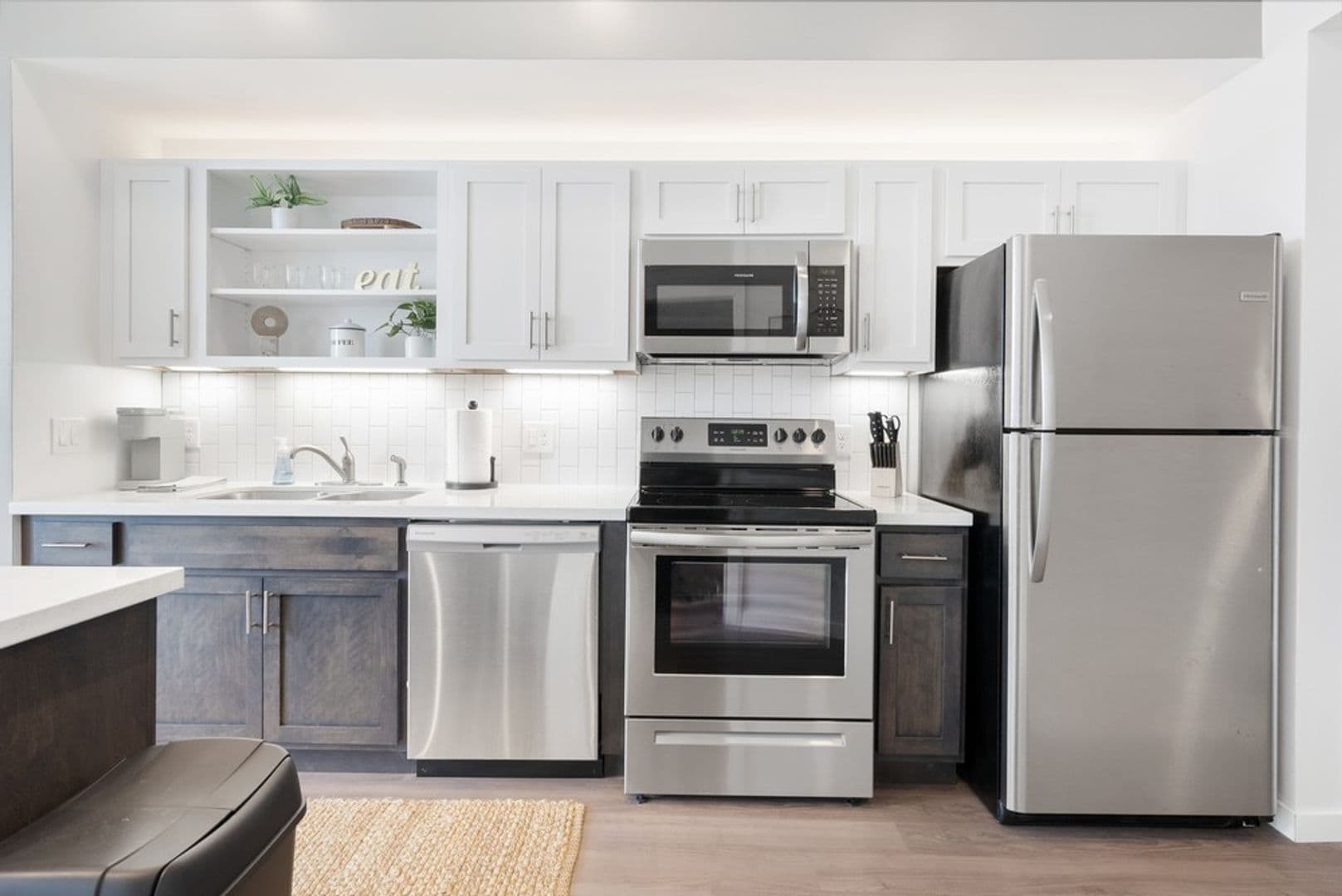 Waterloo Apartment: 335 Cedar Street