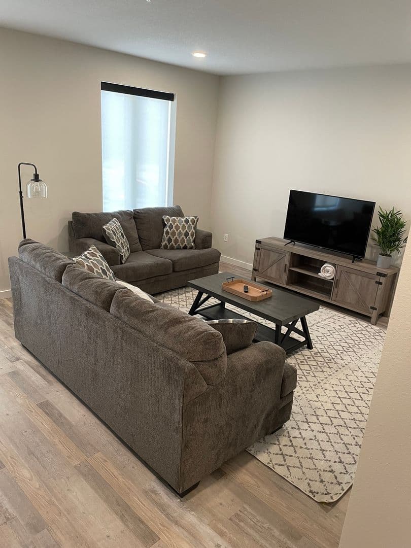 Decorah Apartment: 2336 Sweet Parkway Road