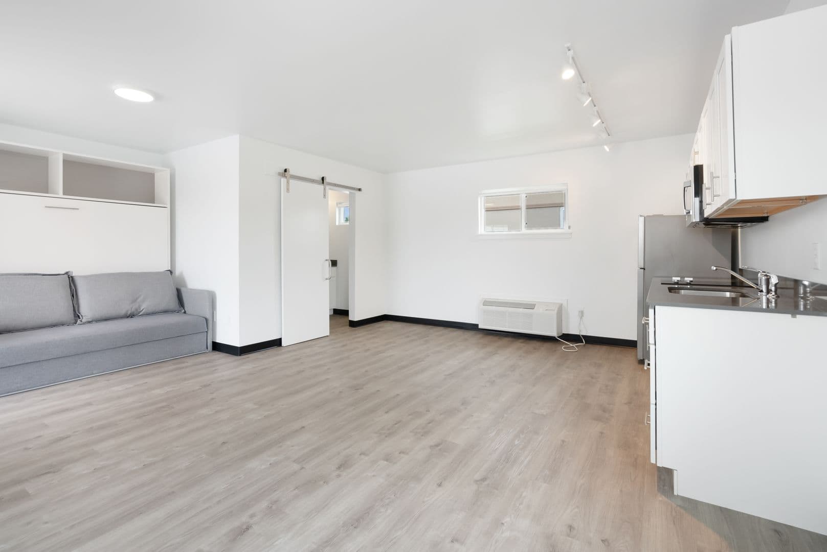 Cedar Falls Apartment: 4711 University Ave