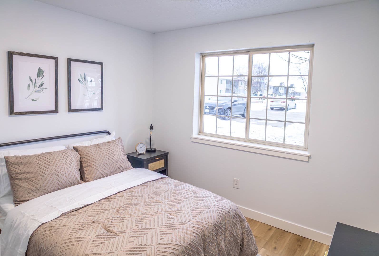 Waterloo Apartment: 6025 Donegal Cir