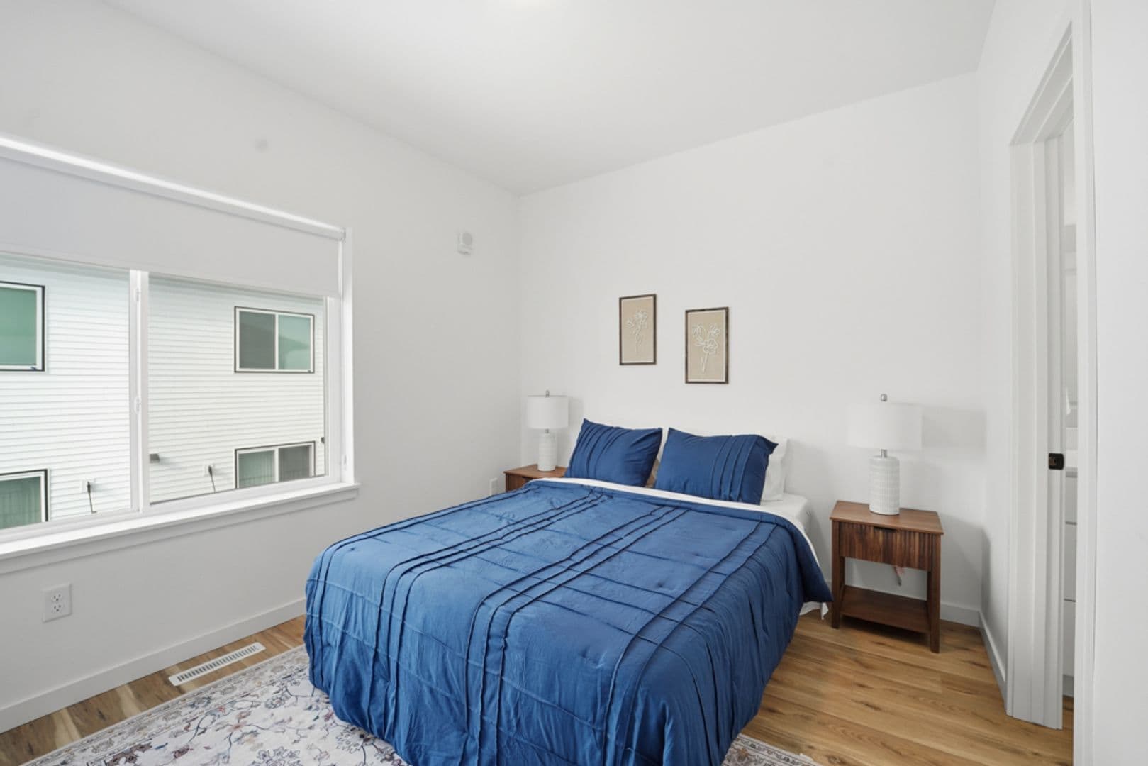 Cedar Falls Apartment: 402 Fast Ln