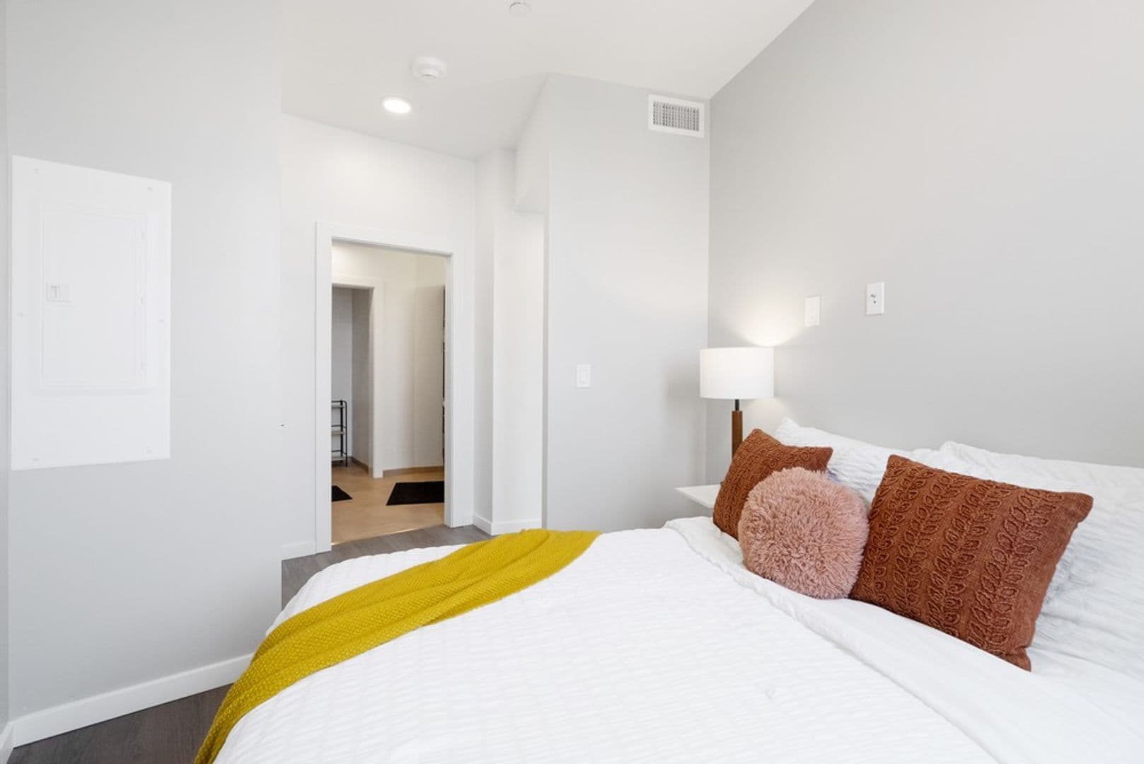 Waterloo Apartment: 335 Cedar Street