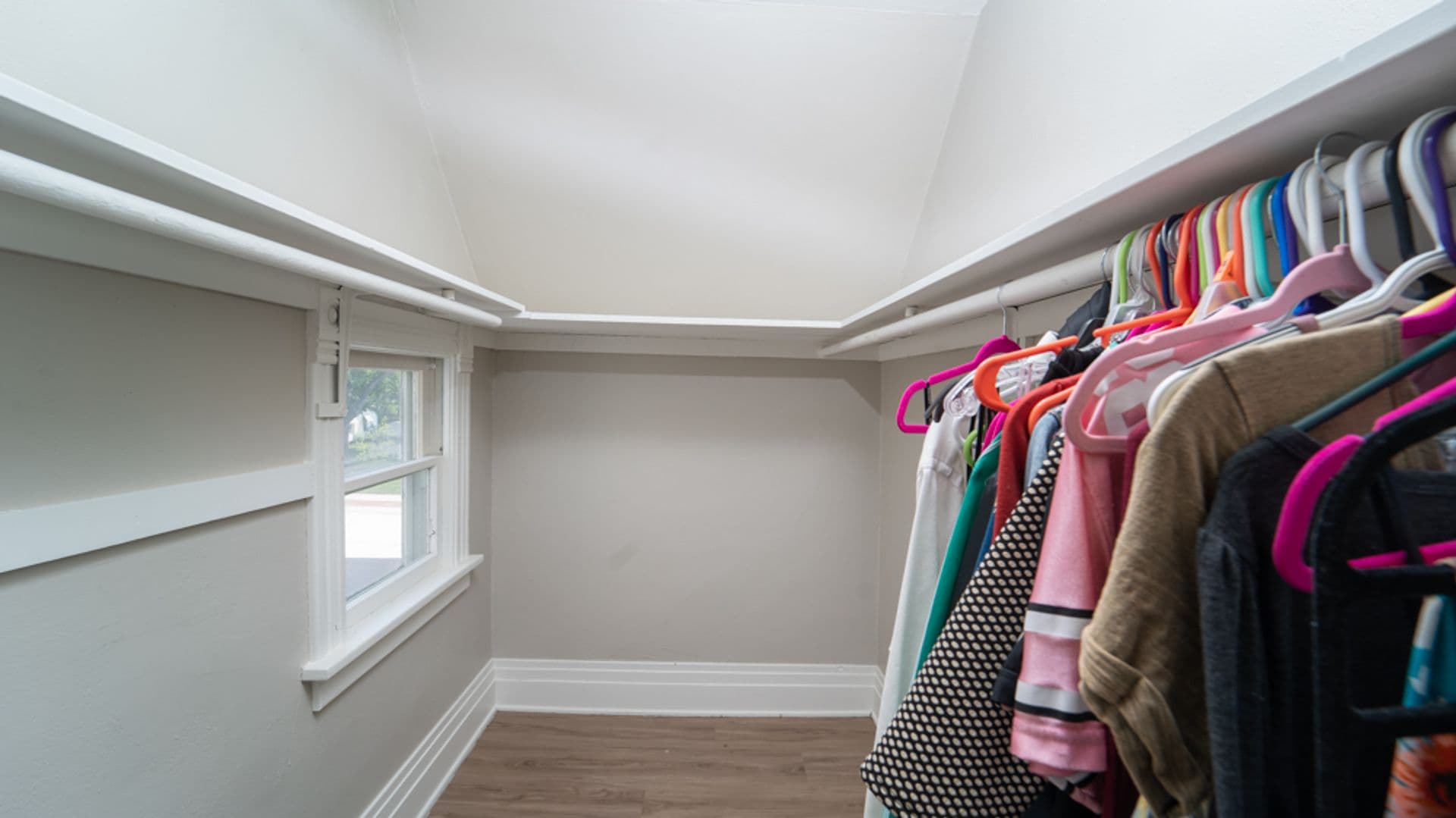 Cedar Falls House: 1322 Walnut St