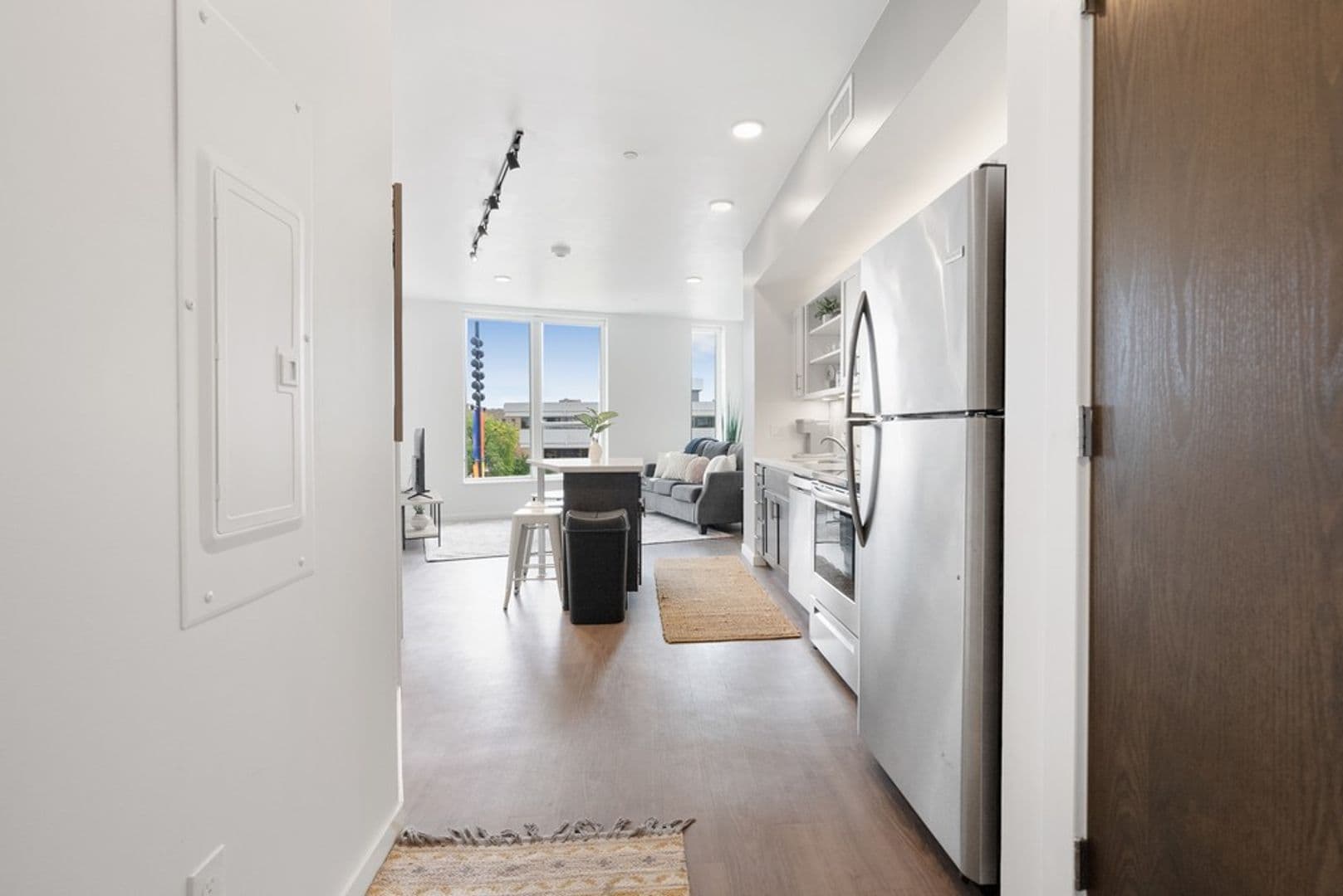 Waterloo Apartment: 335 Cedar Street