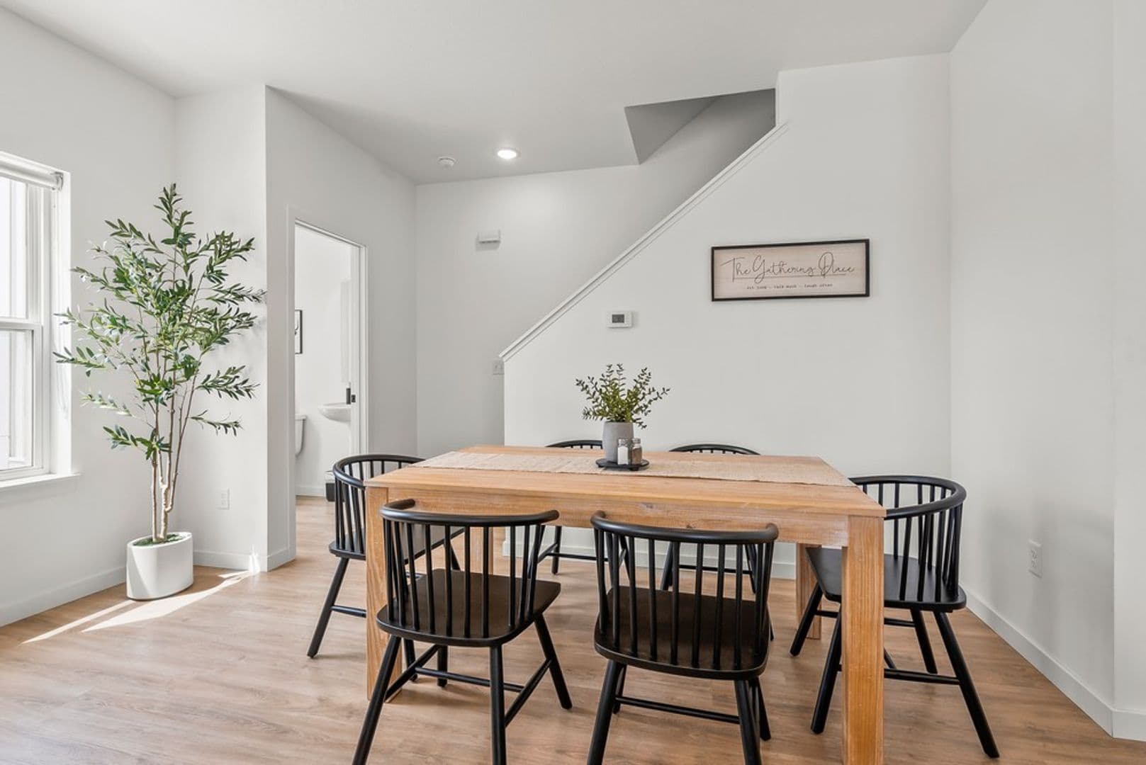 Cedar Falls Apartment: 402 Fast Ln