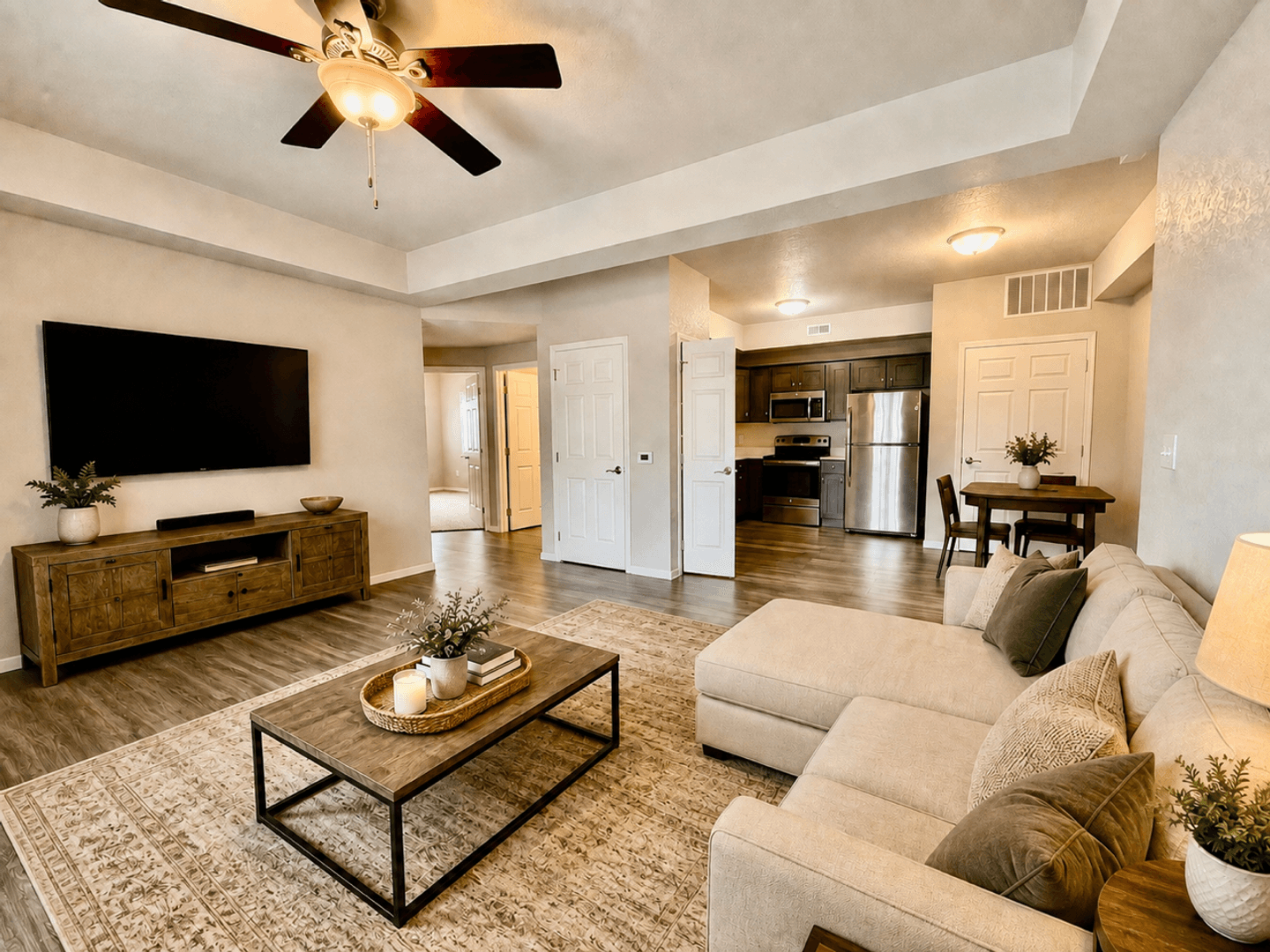 Waverly Apartment: 2113 4th Street SW