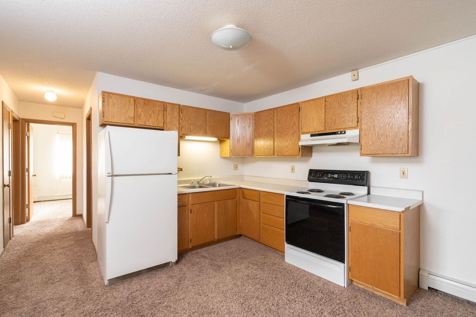Calmar Apartment: 704 NICC Apt Dr