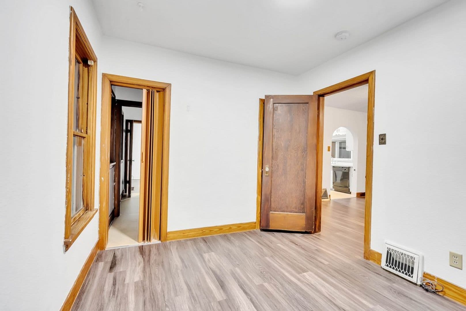 Cedar Falls House: 1115 W 11th St
