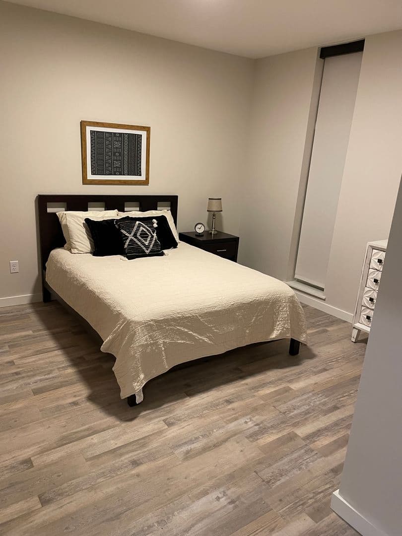 Decorah Apartment: 2336 Sweet Parkway Road