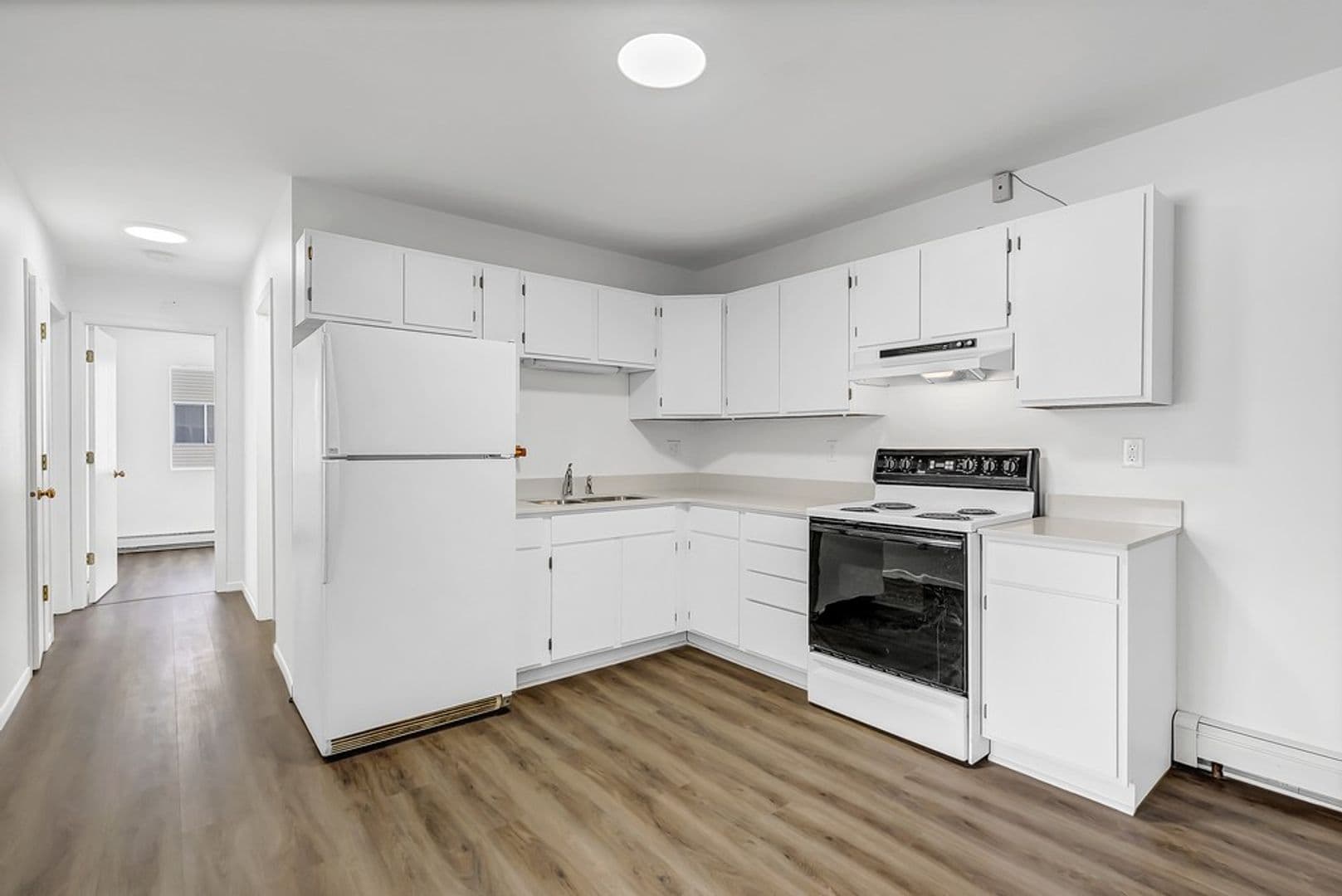 Calmar Apartment: 702 NICC Apt Dr