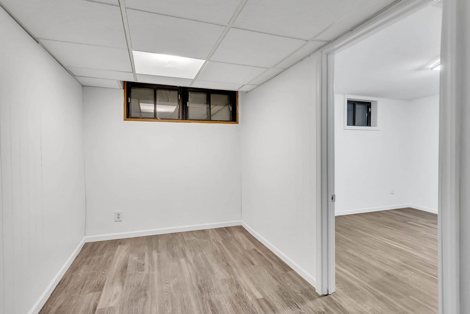Cedar Falls House: 1115 W 11th St