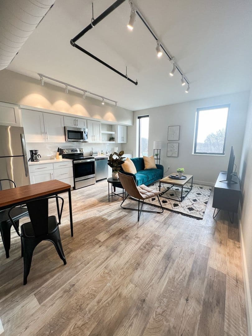 Decorah Apartment: 2342 Sweet Parkway Road