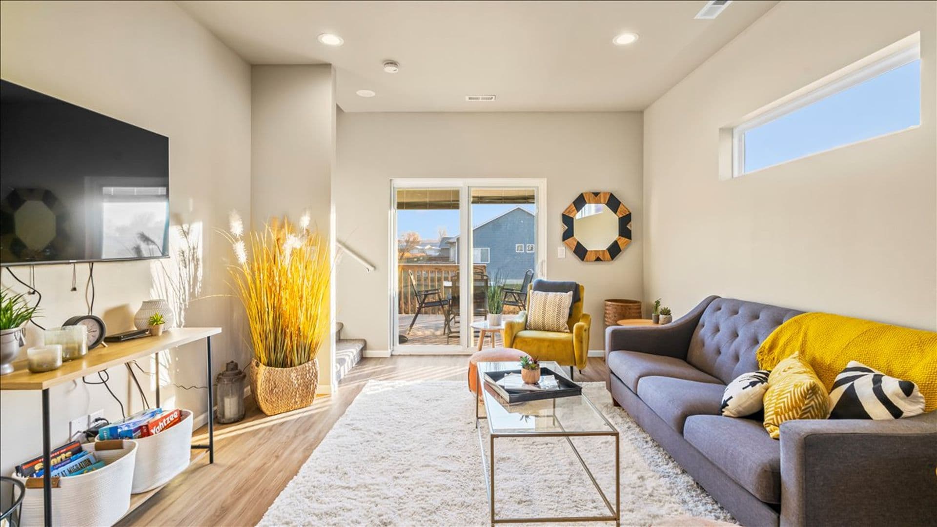 Waterloo Townhome: 105-187 Harvey Dr