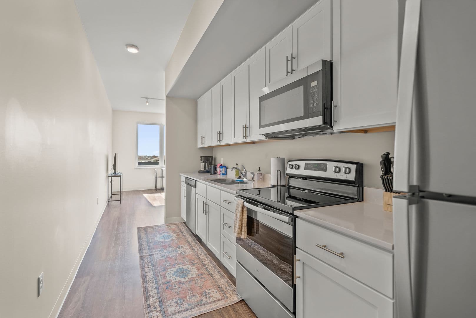 Cedar Falls Apartment: 825 Bluegrass Cir