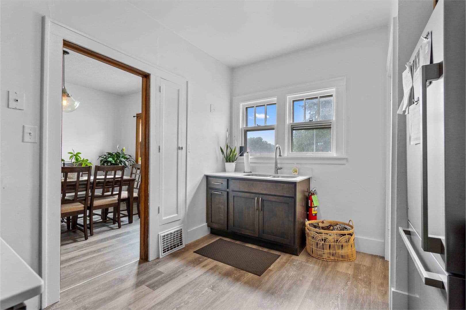 Cedar Falls House: 1621 Main St