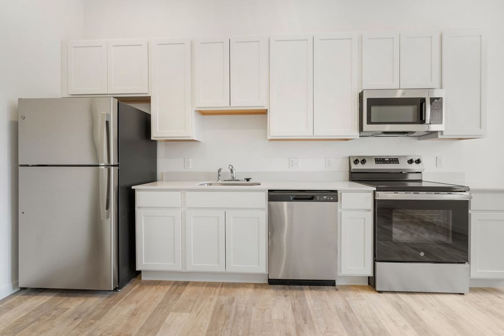 Reinbeck Apartment: 402 Main Street