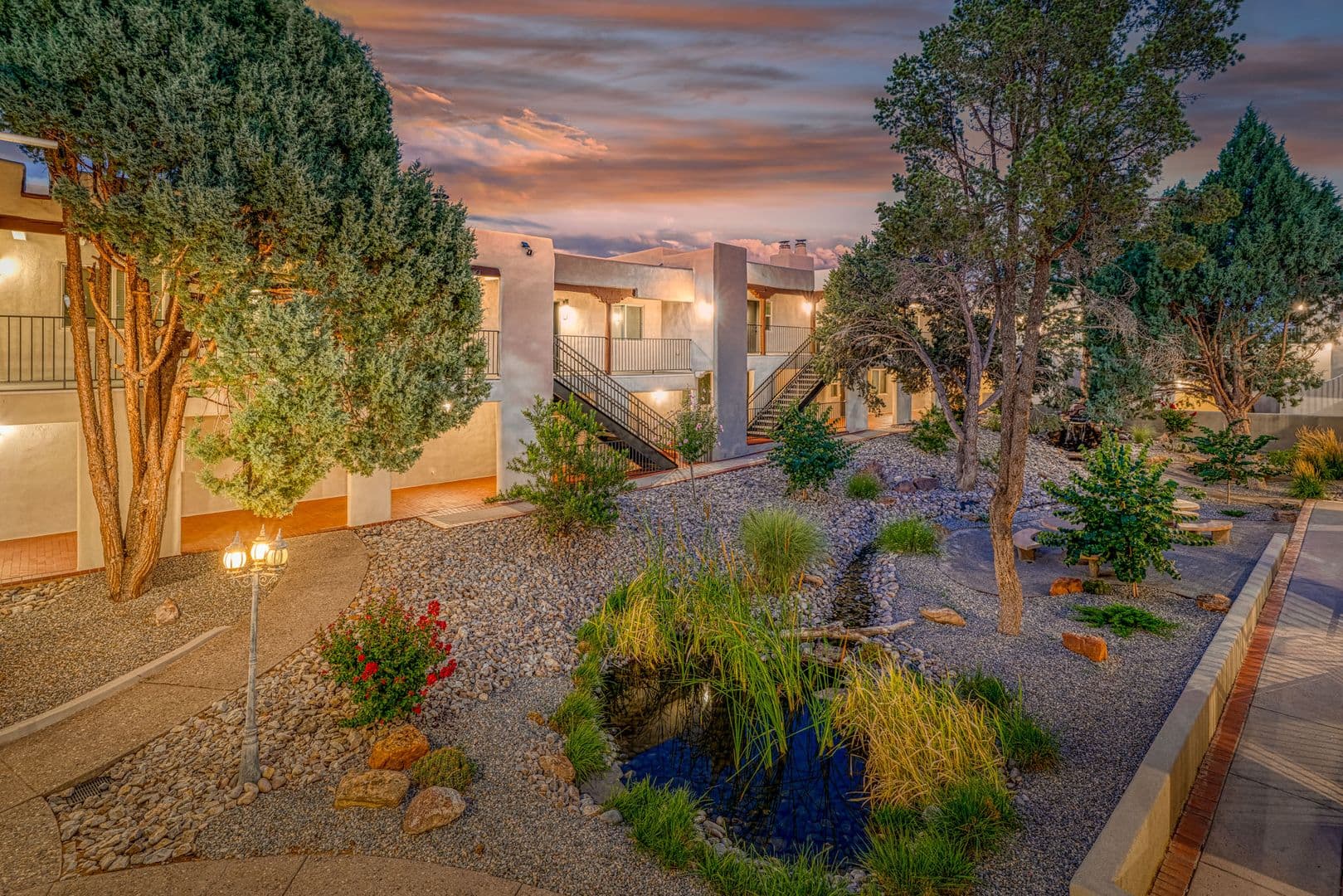 Albuquerque Apartment: 11930 Menaul BLVD NE