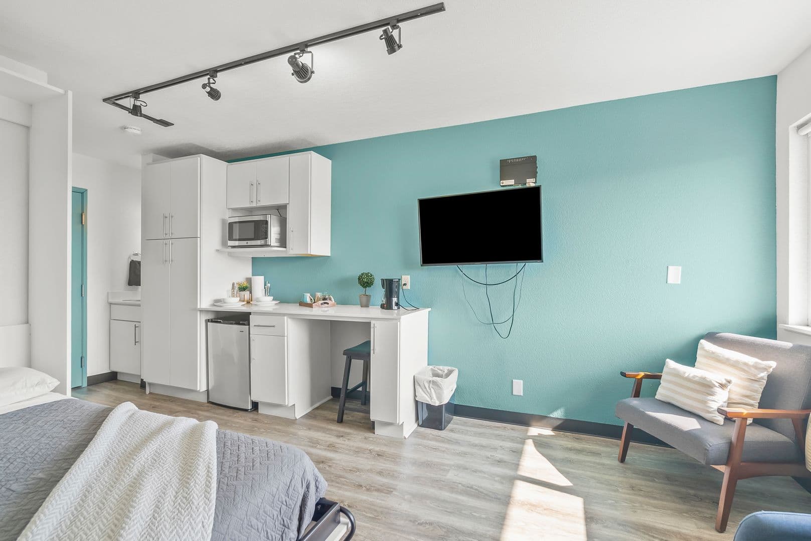 Cedar Falls Apartment: 4117 University Ave